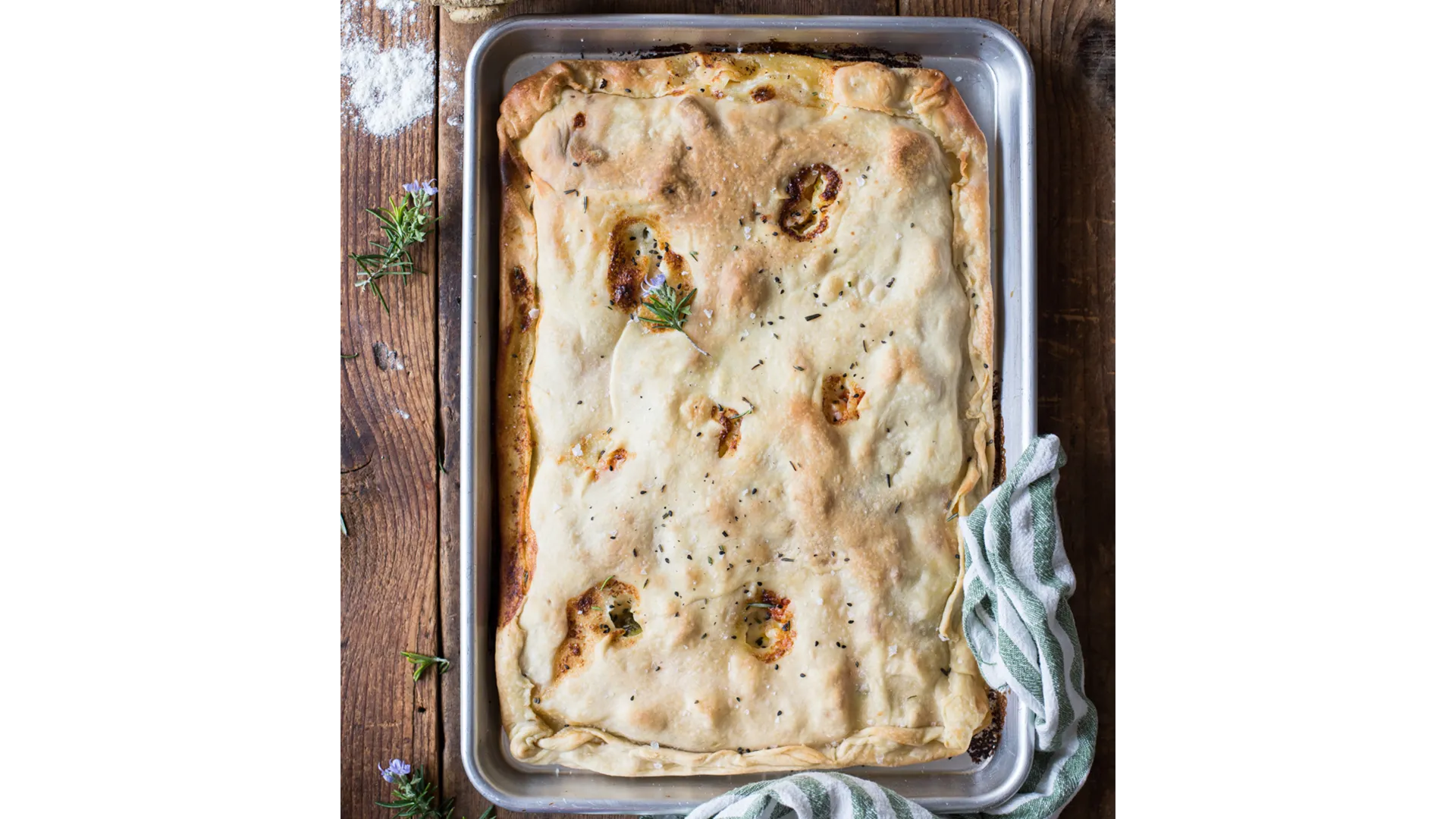 Focaccia senza lievitazione con Minestrone Pezzettoni