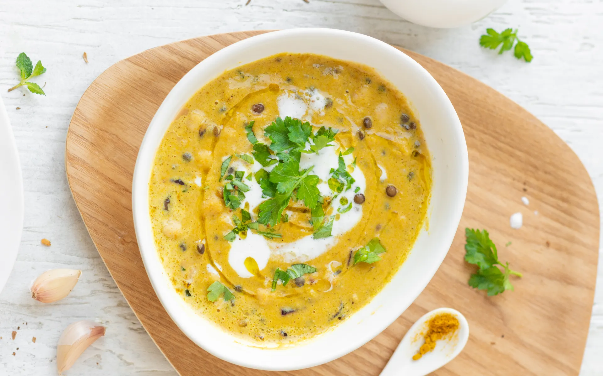 Zuppa di ceci e lenticchie con latte di cocco